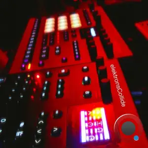 Robert Istoc - ElektronsCollide (2025)