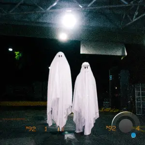 Sainte Vie & Dark But Gray - Por Siempre (2025)