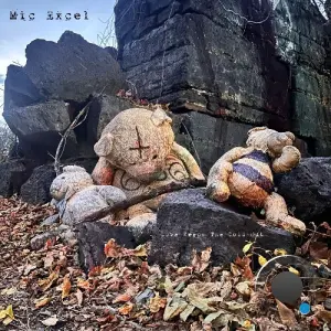 Mic Excel - Love Keeps The Cold Out (2026)